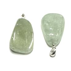 Prehnit Trommel-Anhänger, Naturstein ca. 2,6 cm