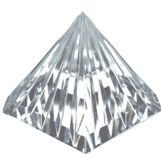 Kristallglas Pyramide gerillt 50 mm - Briefbeschwerer