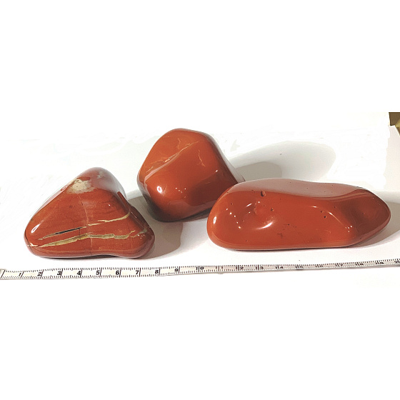 Jaspis rot Getrommelter Naturstein 160 - 220 g, 1 Stück, Vollpflegestein