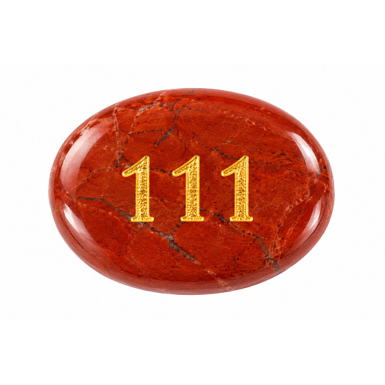 Wunschstein 111 aus natürlichem rotem Jaspis 35 × 45 mm – Neuanfang, Mut und Stärke