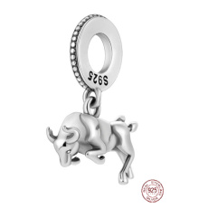 Charm Sterlingsilber 925 Stier, Charging Bull - Wall Street im Finanzzentrum von New York City, Anhänger für Reise-Armband