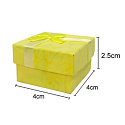 Geschenkbox mit Schmuckschwamm und Schleife gelb 4 x 4 x 2,5 cm 1 Stück