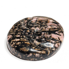 Rhodonit Gesicht der Sonne und des Mondes handgeschnitzter Naturstein 5 cm, Stein der Vergebung