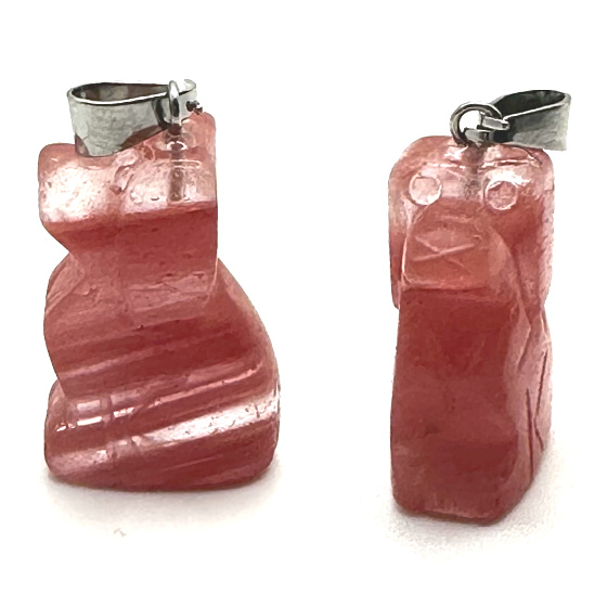 Kristall rosa Hund Anhänger aus Naturstein, handgeschliffene Figur 1,8 x 2,5 x 8 mm, Steinchen