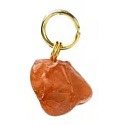 Roter Aventurin – Mini-Anhänger aus Naturstein ca. 0,8–1,2 cm, goldfarbene Ausführung | Talisman für Energie und Mut