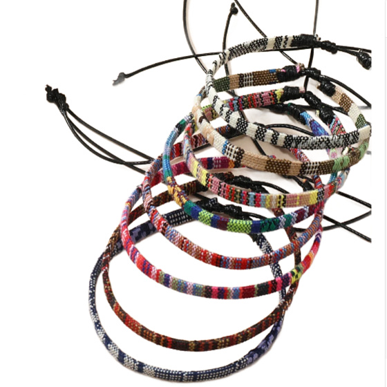 Böhmischer Stil Strand-Knöchelarmband, zufällige bunte Stoffe 8 Stück Kunst, Freundschaft, Surfen