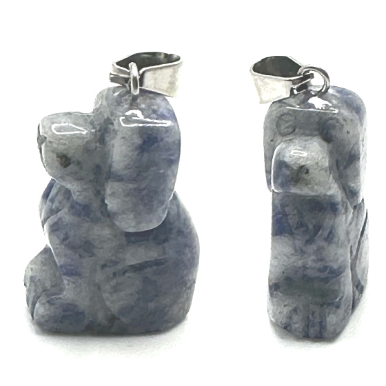 Sodalith Hund Anhänger Naturstein, handgeschliffene Figur 1,8 x 2,5 x 8 mm, Stein Kommunikation