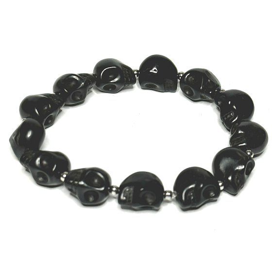 Magnesit / Howlit schwarz Totenkopf handgeschnitzt, Armband elastisch Naturstein 10 mm / 16 - 17 cm, Reinigungsstein