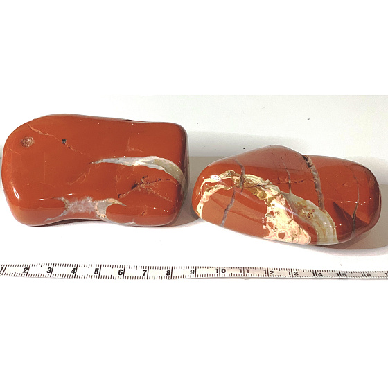 Jaspis rot Getrommelter Naturstein 220 - 280 g, 1 Stück, Vollpflegestein