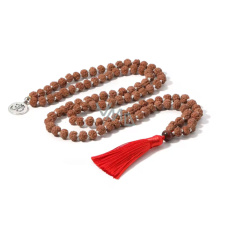 108 Mala Rudraksha meditační šperk, vázaný přírodní náhrdelník, ruční výroba, korálek 8 mm, střapec 8 cm, symbol Óm 108 Mala Rudraksha meditační šperk, vázaný přírodní náhrdelník, ruční výroba, korálek 8 mm, střapec 8 cm, symbol Óm