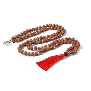 108 Mala Rudraksha meditační šperk, vázaný přírodní náhrdelník, ruční výroba, korálek 8 mm, střapec 8 cm, symbol Óm
